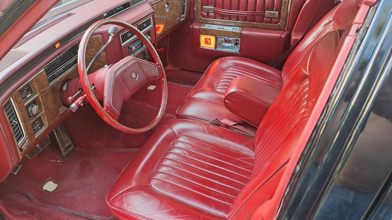 Cadillac Deville de ville PREZZO OFF-E-R-TA