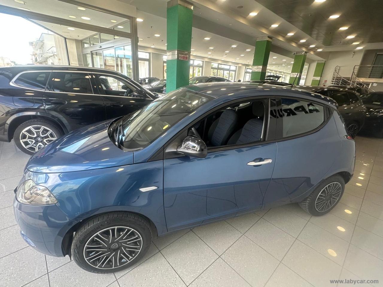 LANCIA Ypsilon 1.0 FireFly 5p.S&S Hyb. Platino