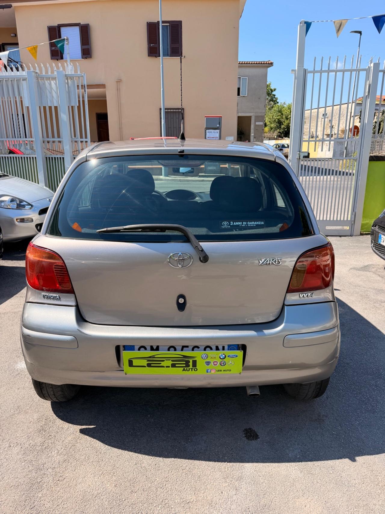 Toyota Yaris 1.3 BENZ/GPL 12/2003