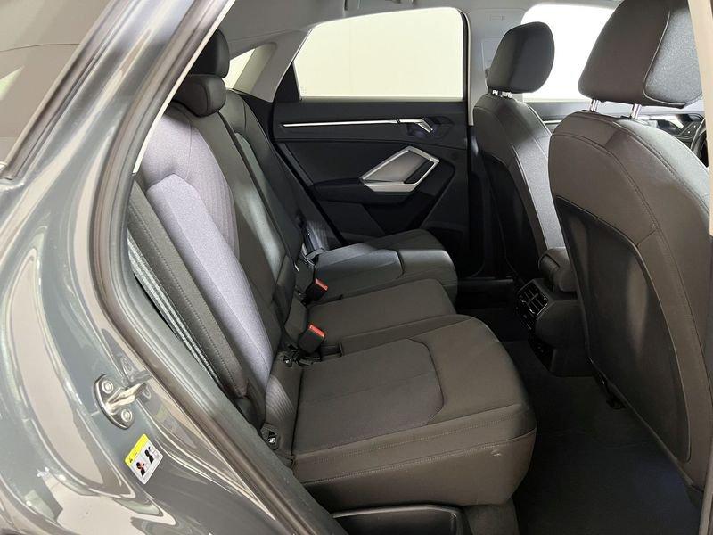 Audi Q3 SPB 45 TFSI e S tronic Business Plus