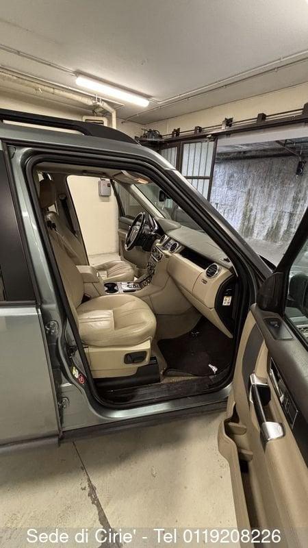 Land Rover Discovery 4 3.0 TDV6 HSE