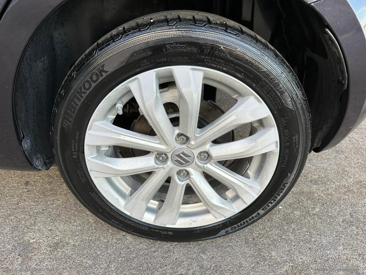 SUZUKI Swift 1.3 DDiS 5p. B-Top Bi-Color