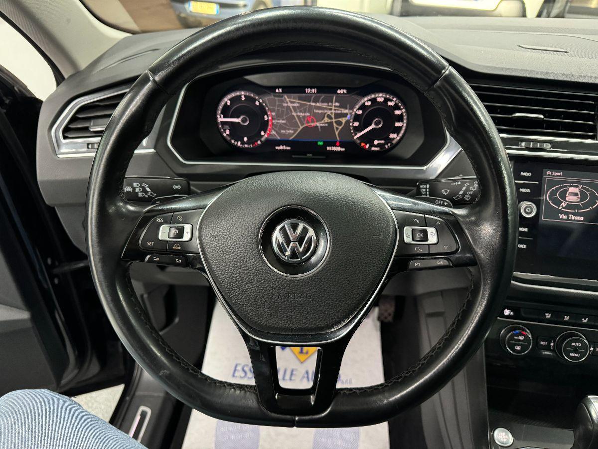 VOLKSWAGEN TIGUAN 2.0 TDI 150CV DSG R-LINE UNICO PROP/ IVA DEDUCIBILE/ TETTO/ RADAR/ VIRTUAL