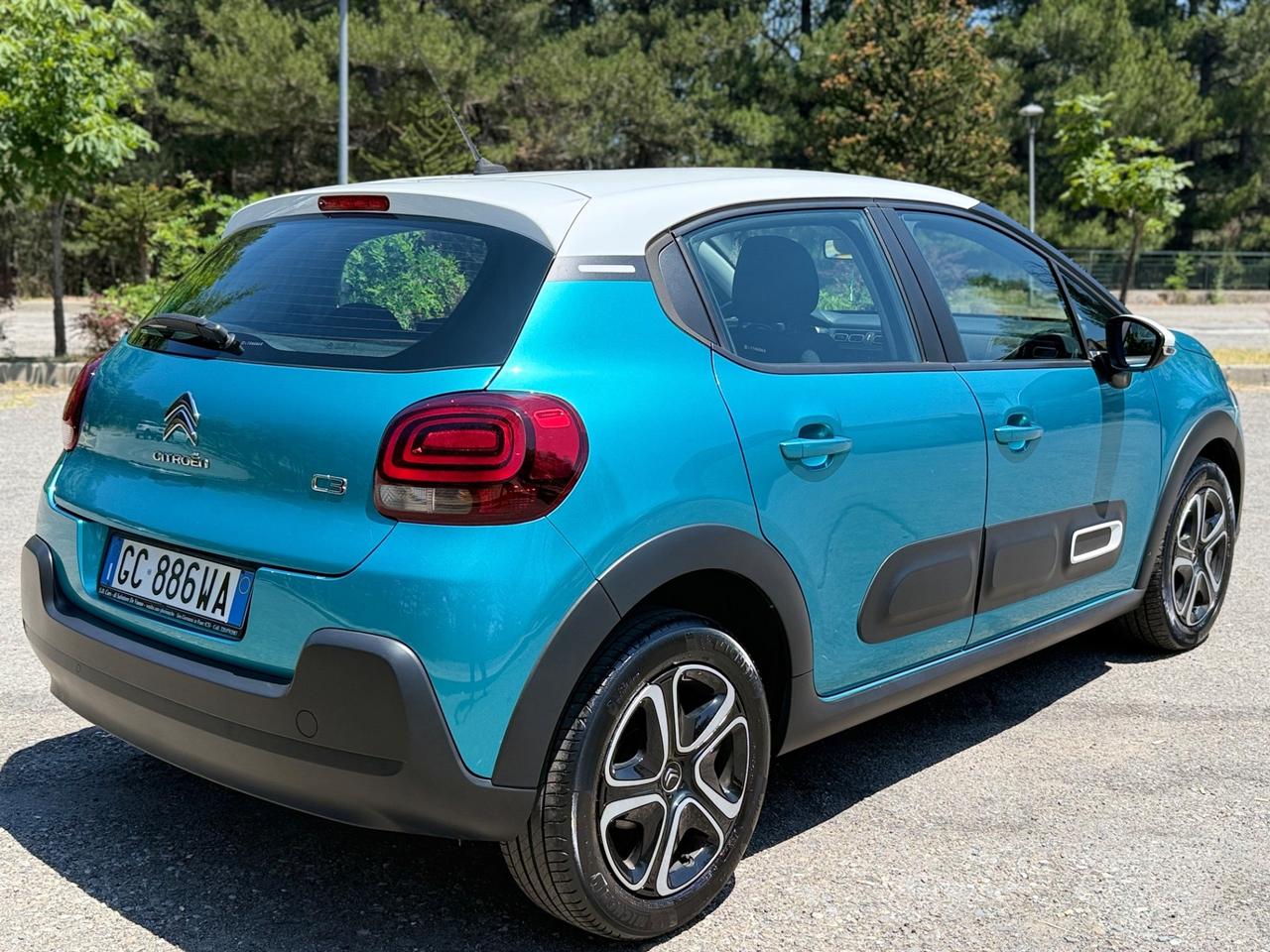 Citroen C3 BlueHDi 100 S&S Shine Pack