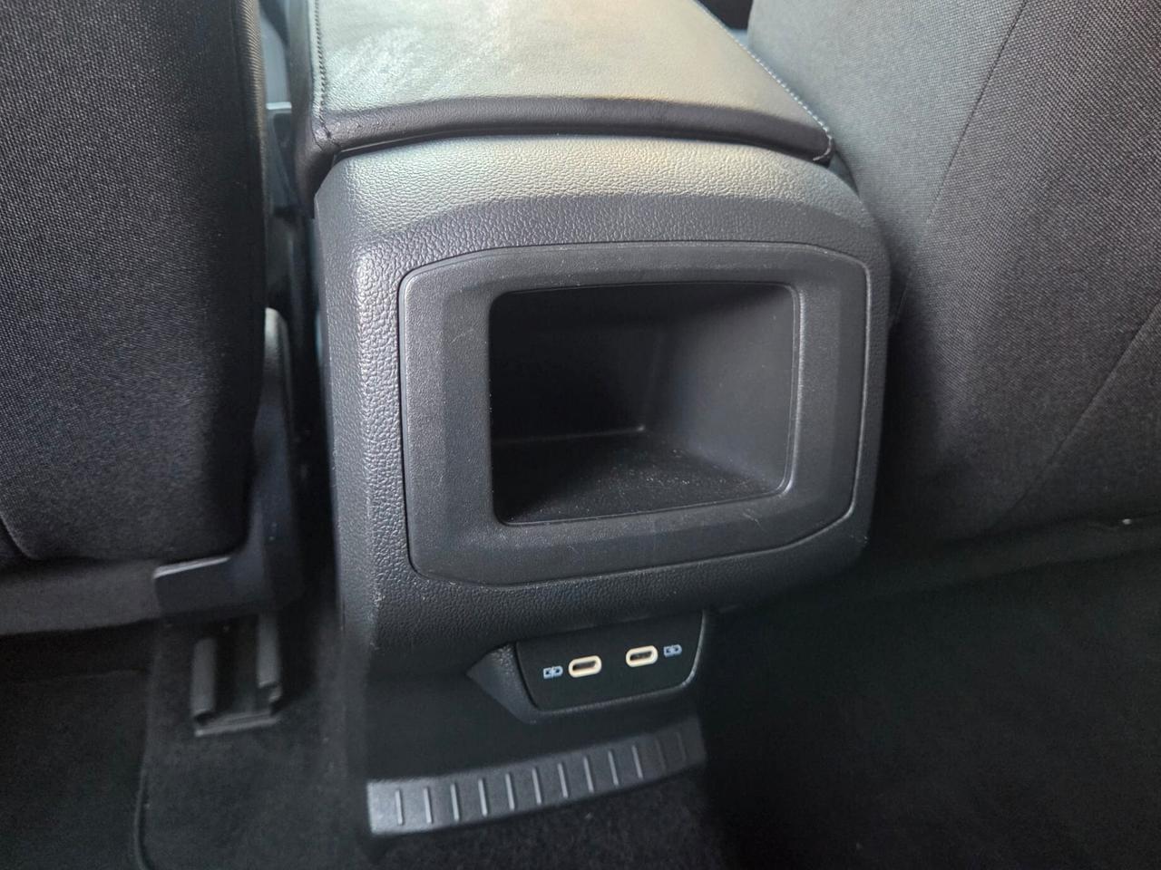 Volkswagen T-Cross 1.0 TSI STYLE PACK