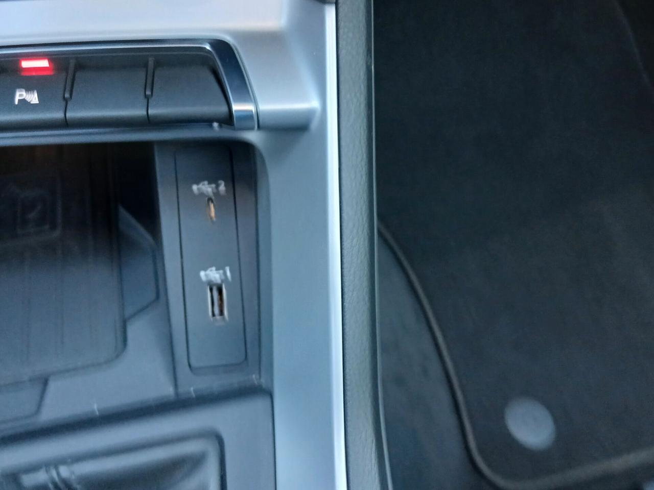 Audi Q3 35 TDI S tronic Business Advanced