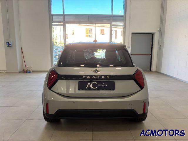 MINI Cooper C Cooper C Blackyard