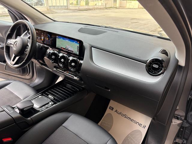 MERCEDES-BENZ GLA 180 d Automatic Business Extra