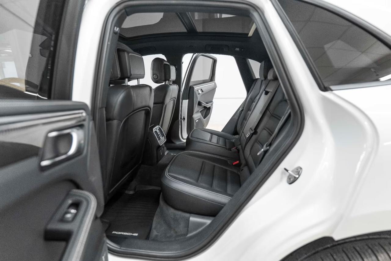 PORSCHE*MACAN*2.0*ACC*BOSE*TETTO*CAMERA*LED*CARPLAY*21"*