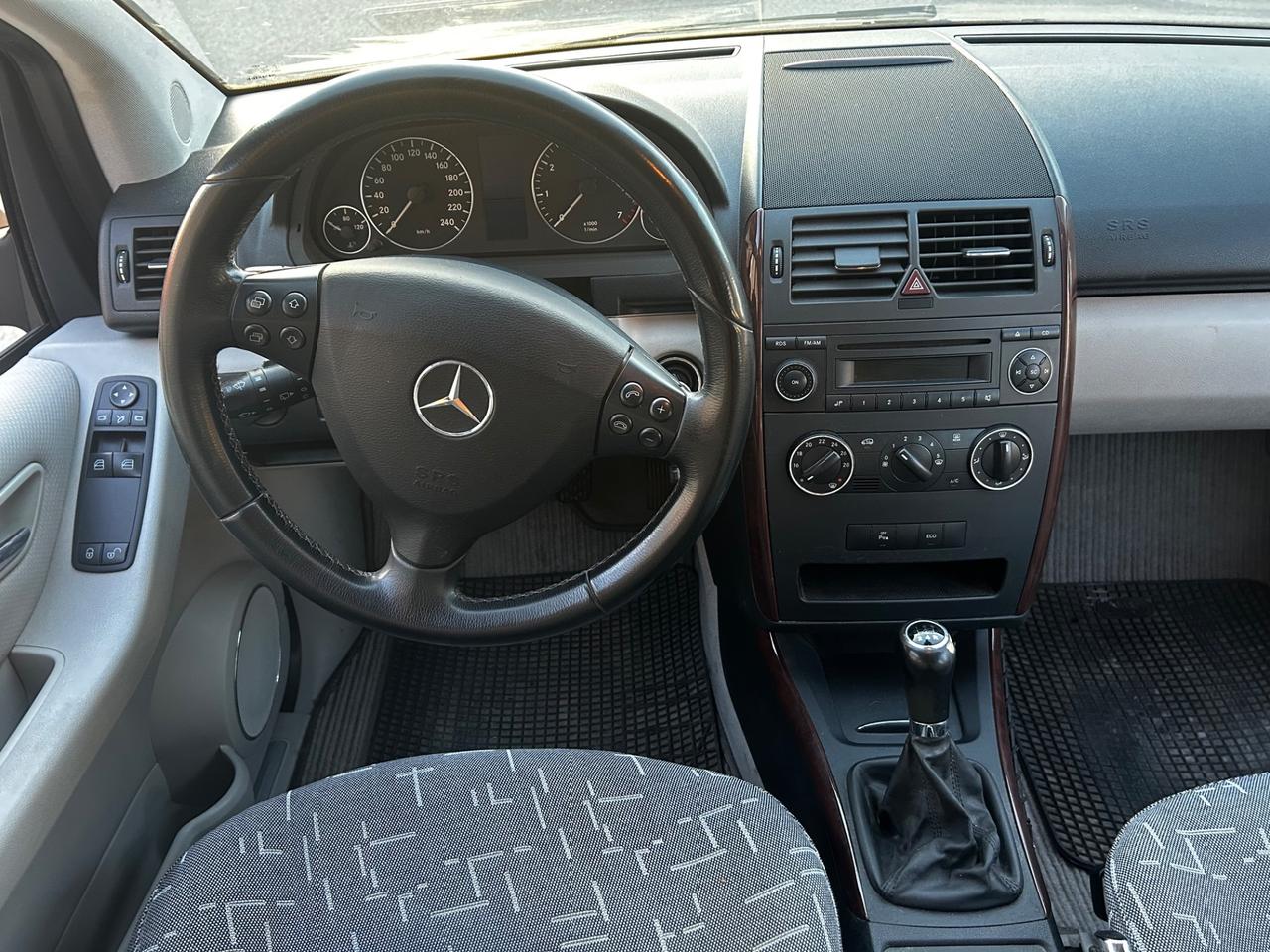 Mercedes-benz A 160 BlueEFFICIENCY Special Edition