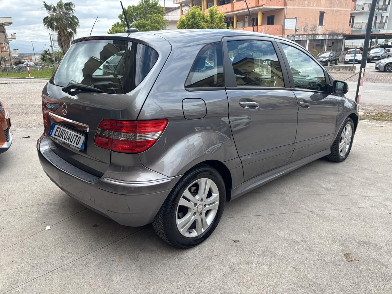 Mercedes-benz B 180 BlueEFFICIENCY Executive-2011