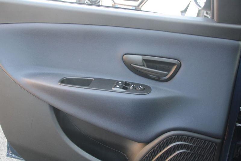 Lancia Ypsilon 1.0 FireFly 5 porte S&S Hybrid Platino