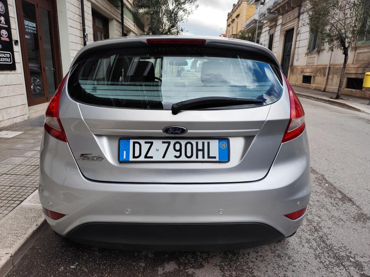 Ford Fiesta 1.4 BENZ/GPL 97CV PERFETTA