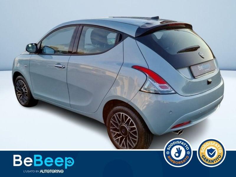 Lancia Ypsilon 1.0 FIREFLY HYBRID PLATINO S&S 70CV