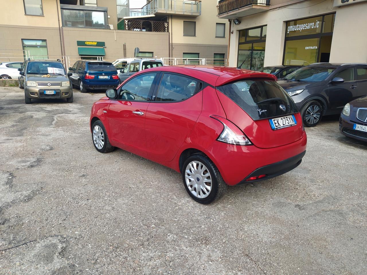 Lancia Ypsilon 1.2 69 CV 5 porte Silver Neopatentati SOLO 89000 KM