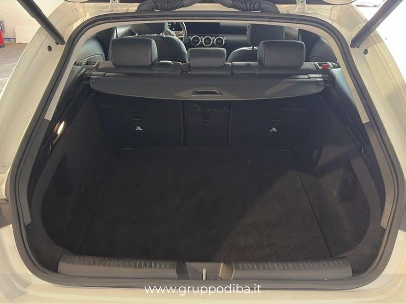 Mercedes-Benz CLA Sh.Brake - X118 2023 Shooting Brake 180 d Advanced auto