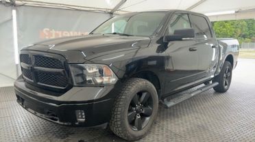 Dodge Ram Classic 5.7 V8 HEMI IVA COMPRESA
