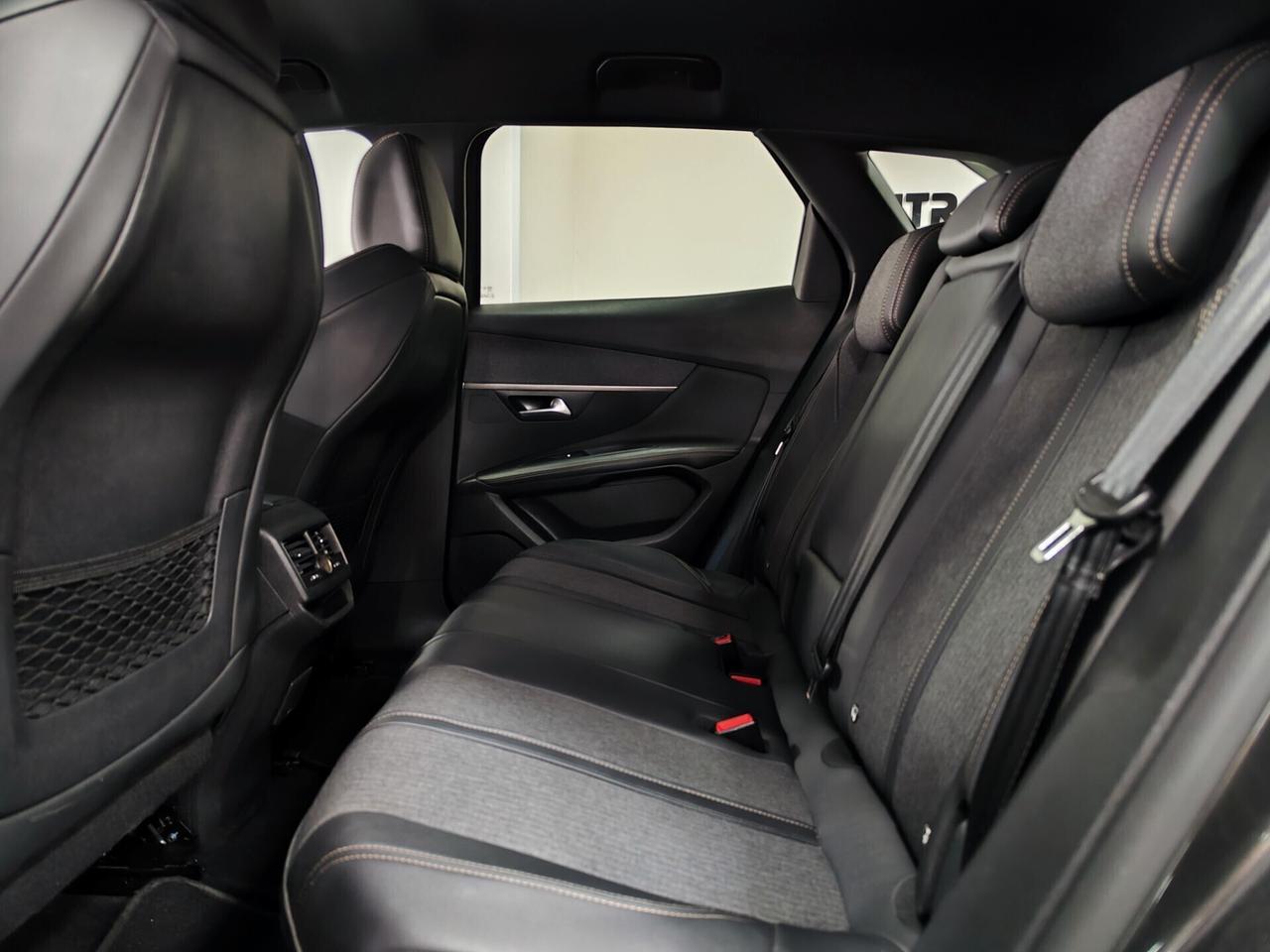 Peugeot 3008 BlueHDi 130 EAT8 GT Line FULL
