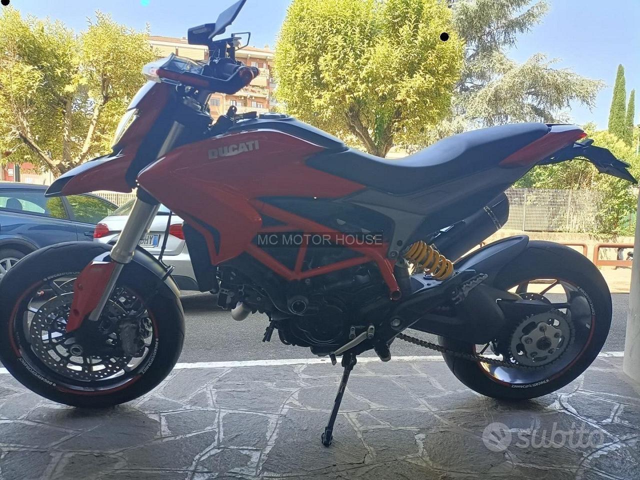 Ducati 821 hypermotard +0maggi0 casco+permute+rate