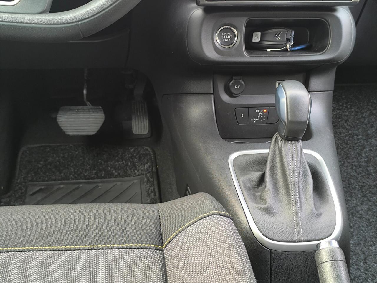 Citroen C3 1.2 Automatica PureTech 110 cv Shine