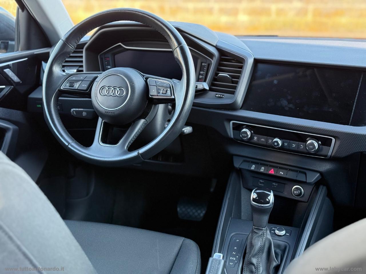 AUDI A1 SPB 35 TFSI S tronic Identity Black