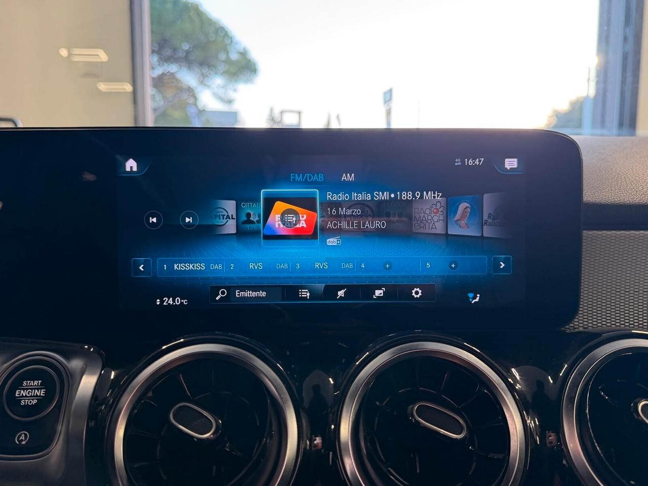 MERCEDES-BENZ GLB 180D SPORT 2.0 116CV PELLE NAVI CAM ANNO 2022