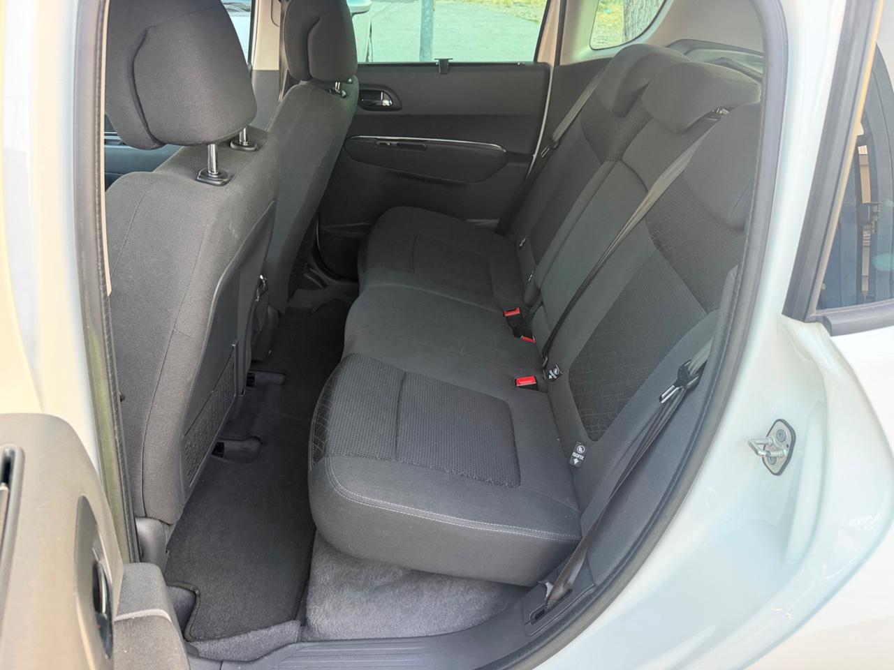 Peugeot 3008 1.6 HDi 115CV Allure 2013