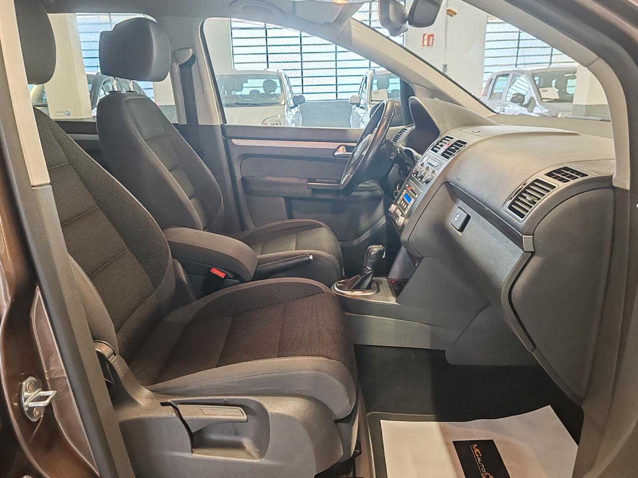 Volkswagen Touran 1.6 TDI DSG Comfortline