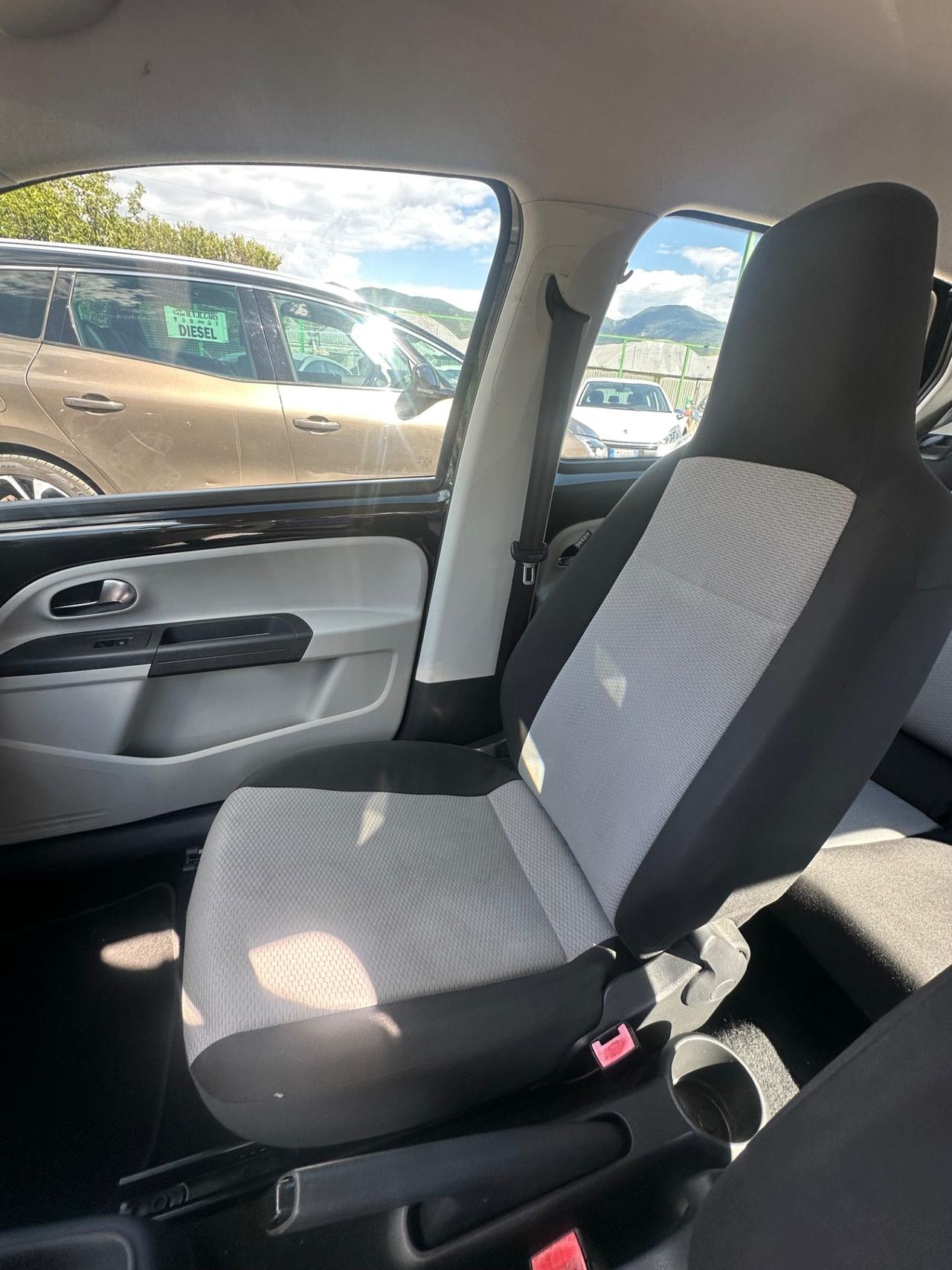 Seat Mii 1.0 68 CV 5 porte Chic Ecofuel