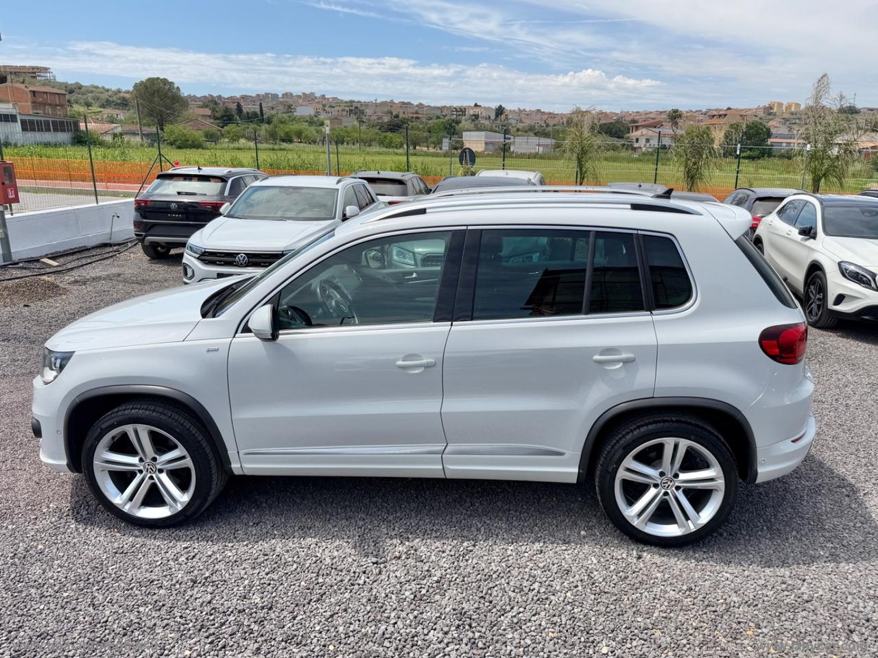 VOLKSWAGEN Tiguan 2.0 TDI 177CV R-LINE NAVI