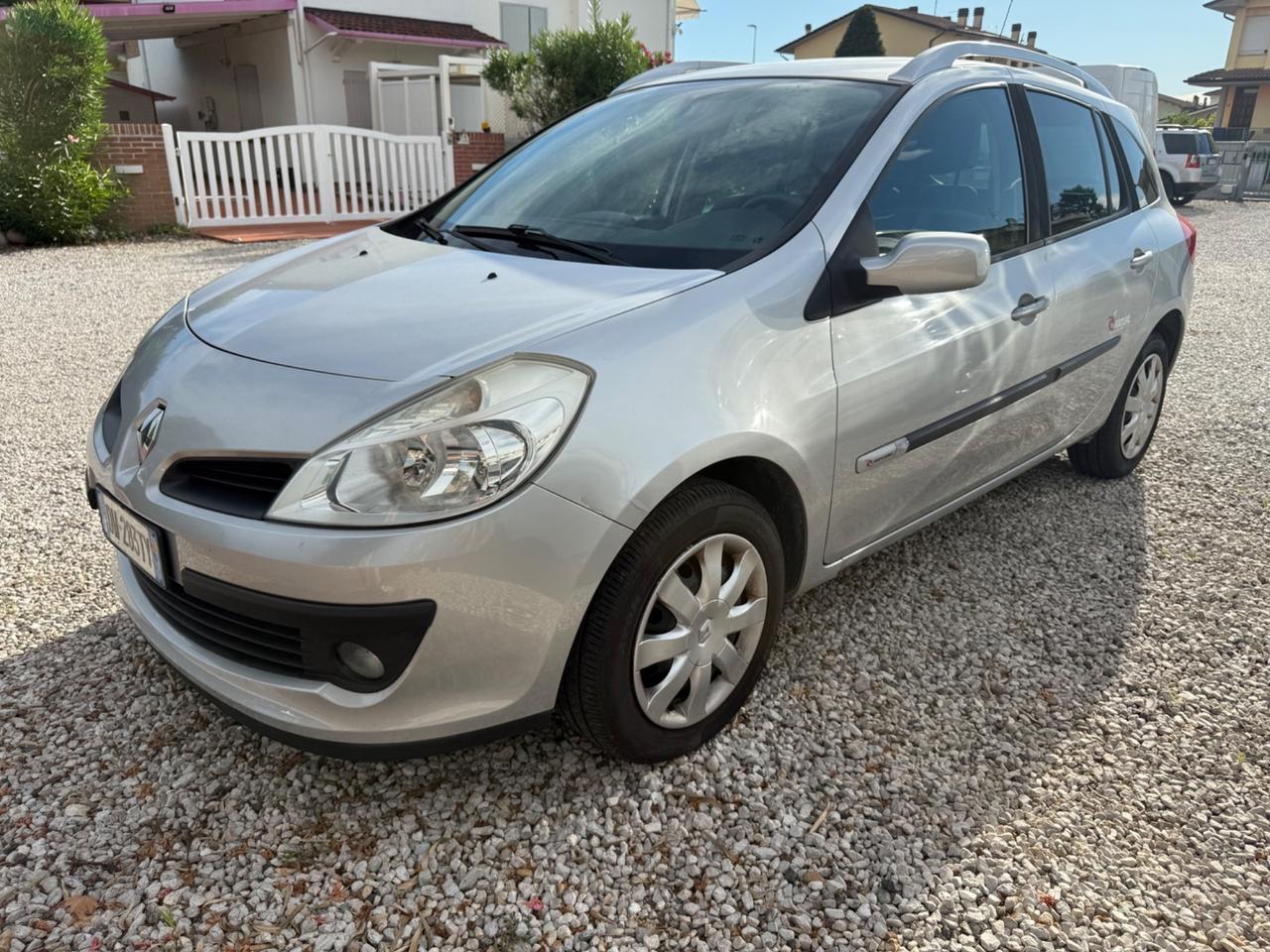 Renault Clio 1.2 16V TCE 100CV SporTour Le Iene