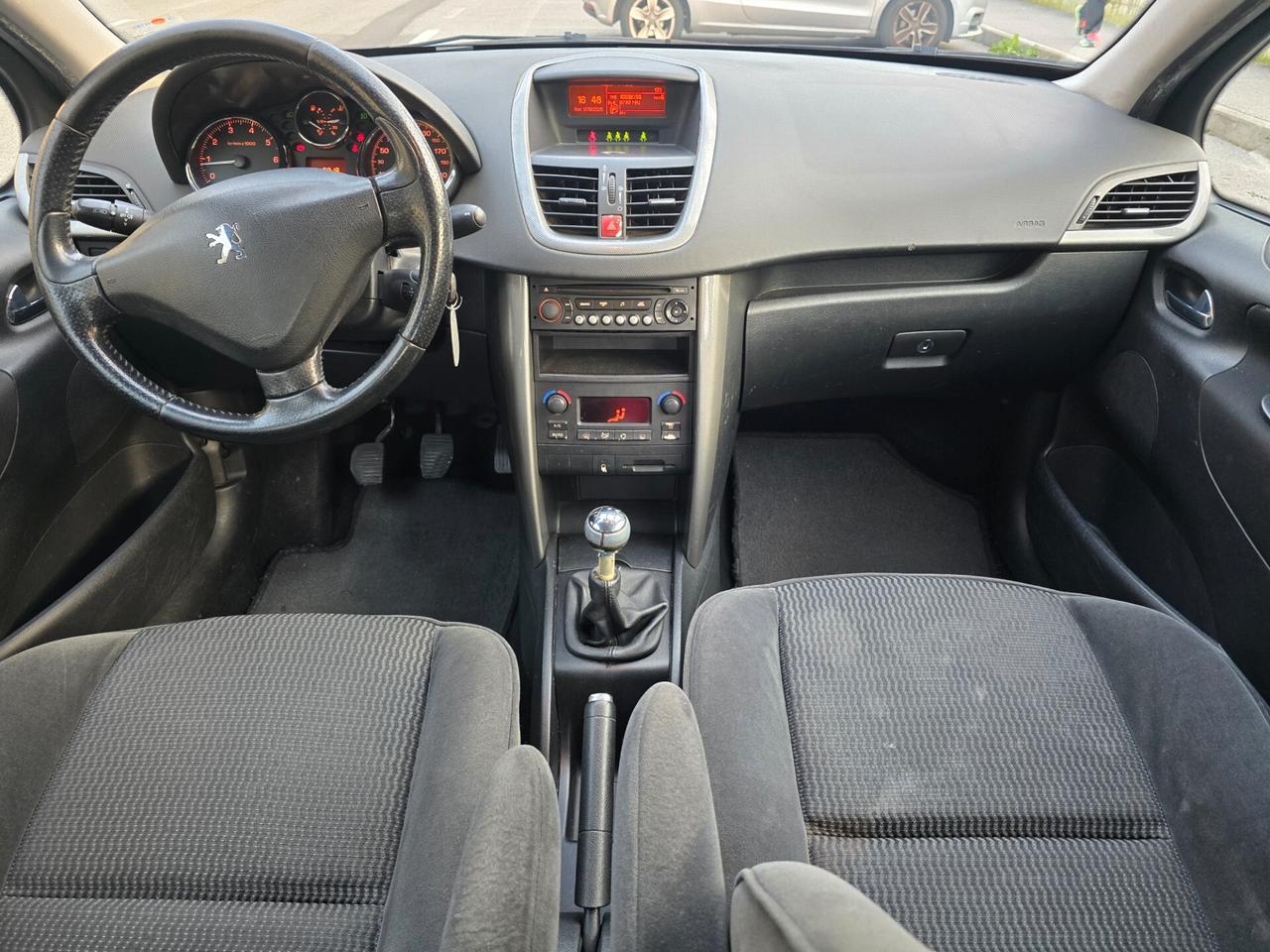 PEUGEOT 207 1.4 "OK PER NEOPATENTATI"