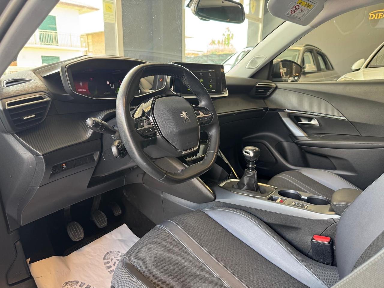 Peugeot 2008 PureTech 100 S&S Allure