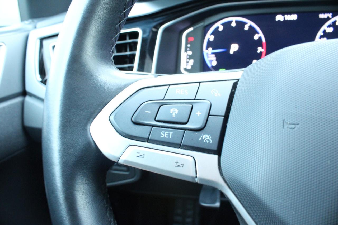 Volkswagen Taigo 1.0 TSI 110 CV DSG R-Line