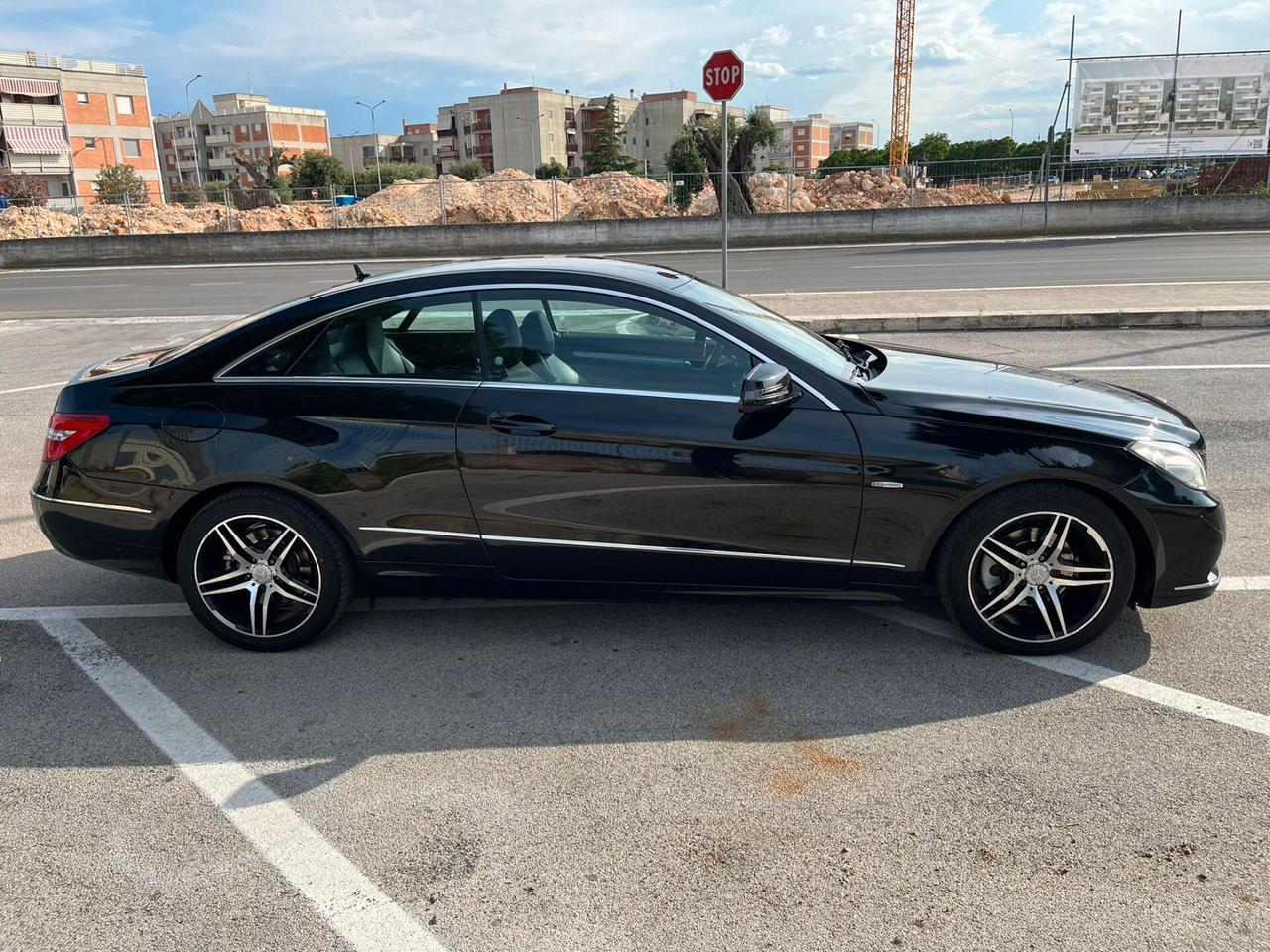 Mercedes-benz E 220 CDI Coupé BlueEFFICIENCY Avantgarde