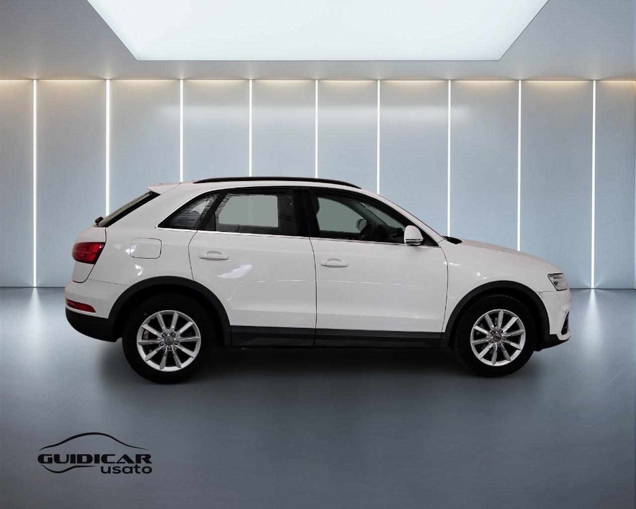 AUDI Q3 I 2015 - Q3 2.0 tdi Business 120cv s-tronic