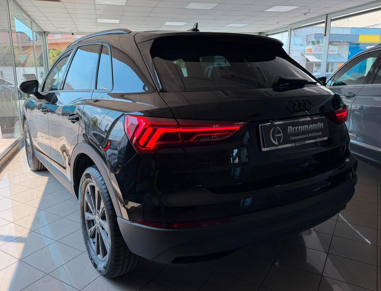 Audi Q3 35 TDI 150CV S-tronic Business Advanced