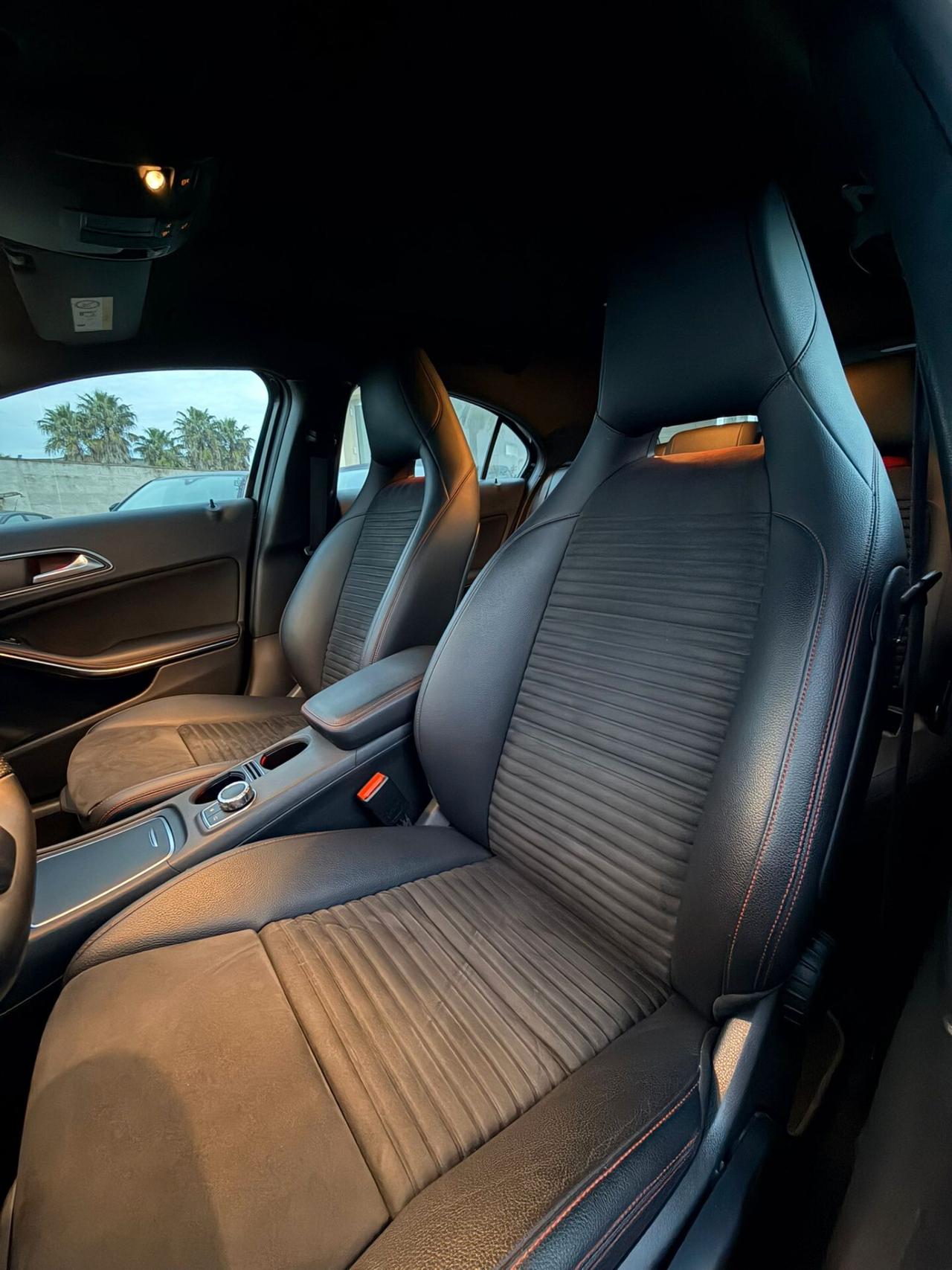 Mercedes-benz A 180d Automatic Premium AMG Pelle/Led