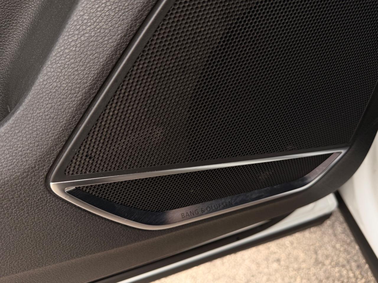 Audi Q3 35 TDI S-line edition TETTO Bang Olufsen