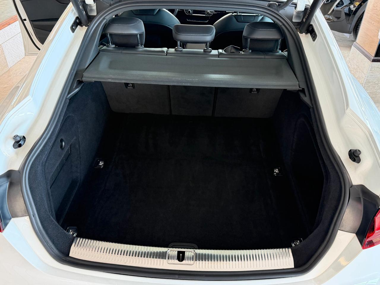 Audi A5 SB Quattro 40 2.0 TDI 204 cv. MHEV S Tronic LINE EDITION (Full)