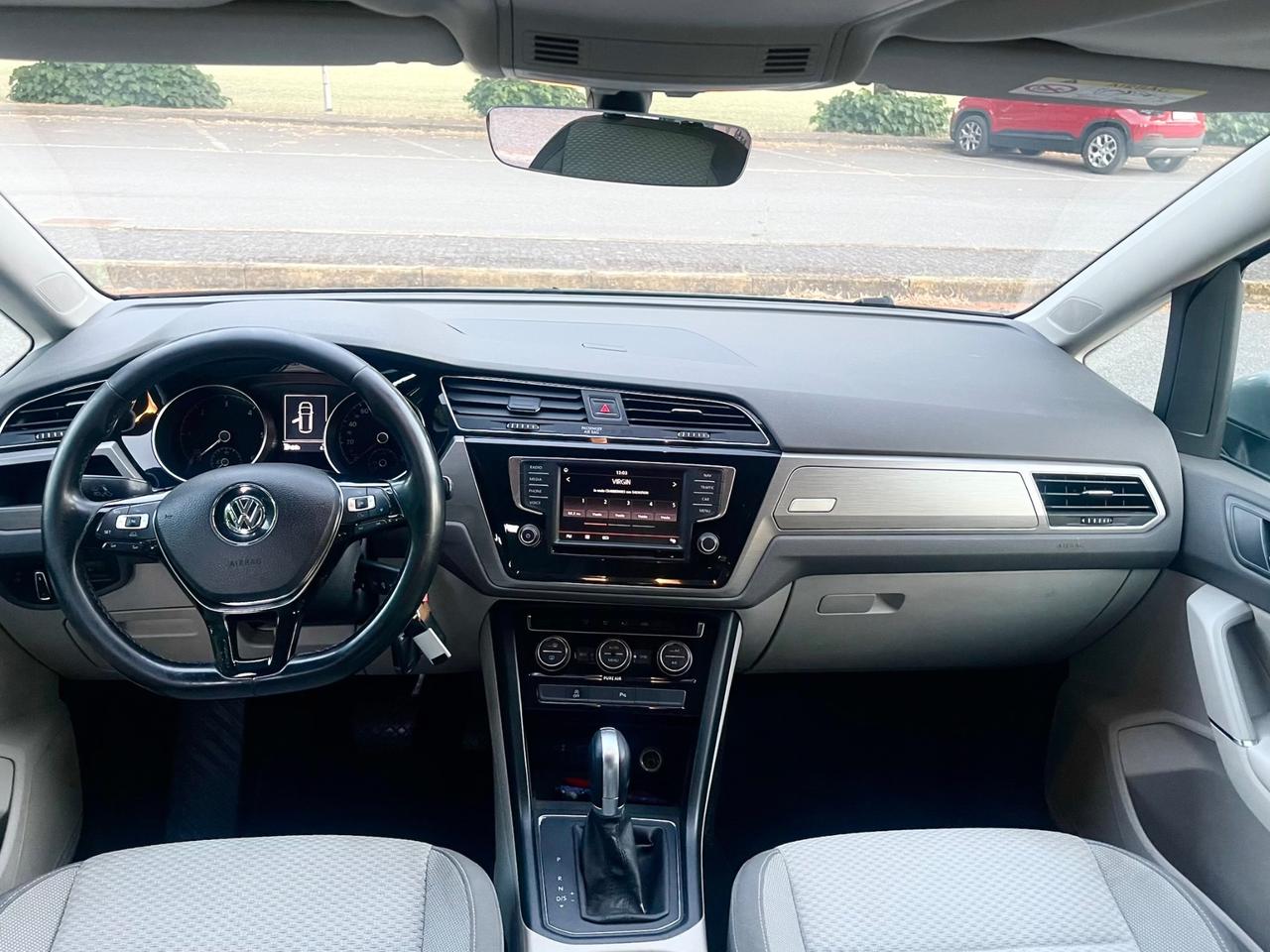 Volkswagen Touran 1.6 TDI Business BlueMotion Technology