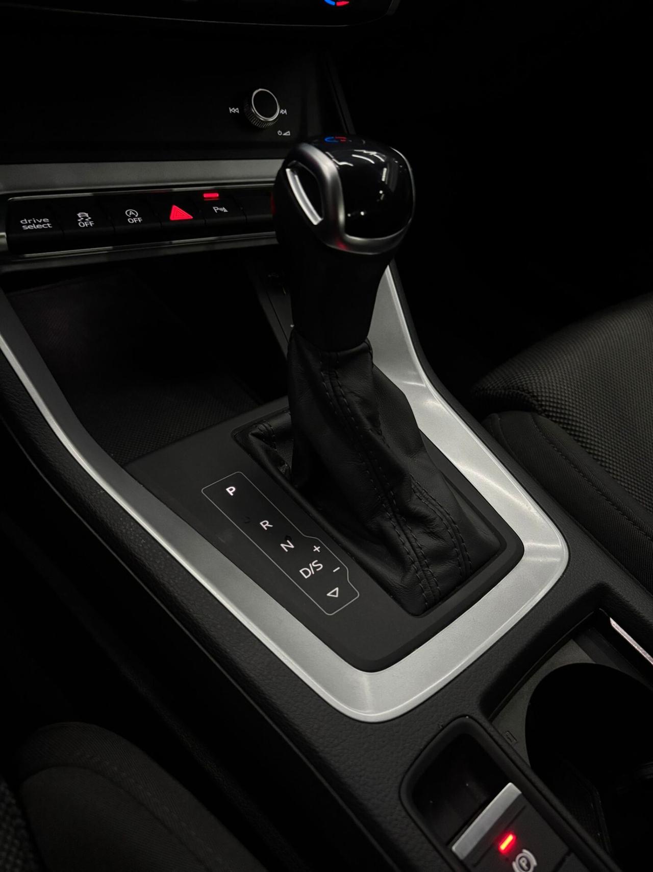 Audi Q3 SPB 35 TDI S tronic line edition 2.0 150CV