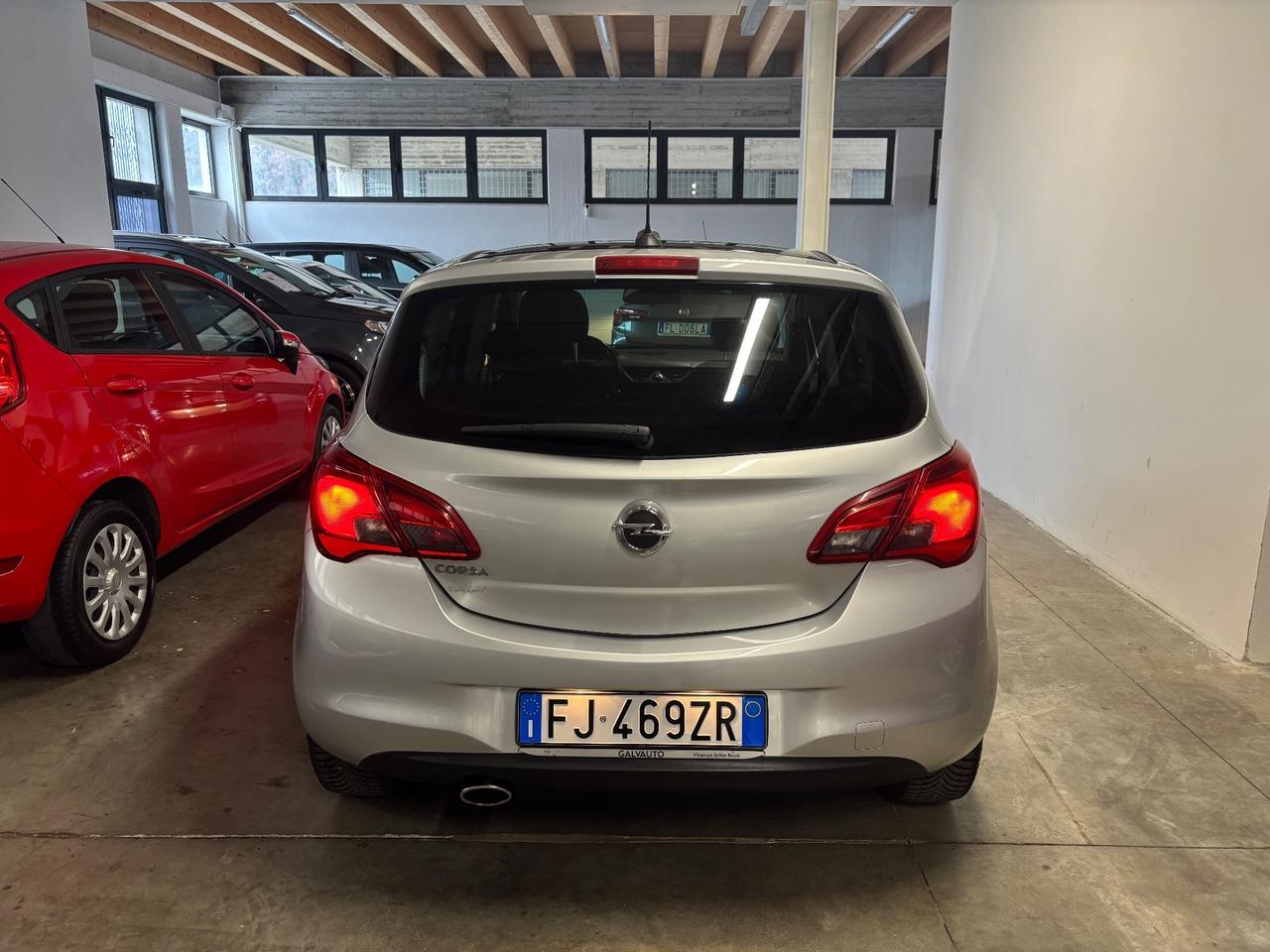 Opel Corsa 1.2 BENZINA bi-color | OK NEOPATENTATI |