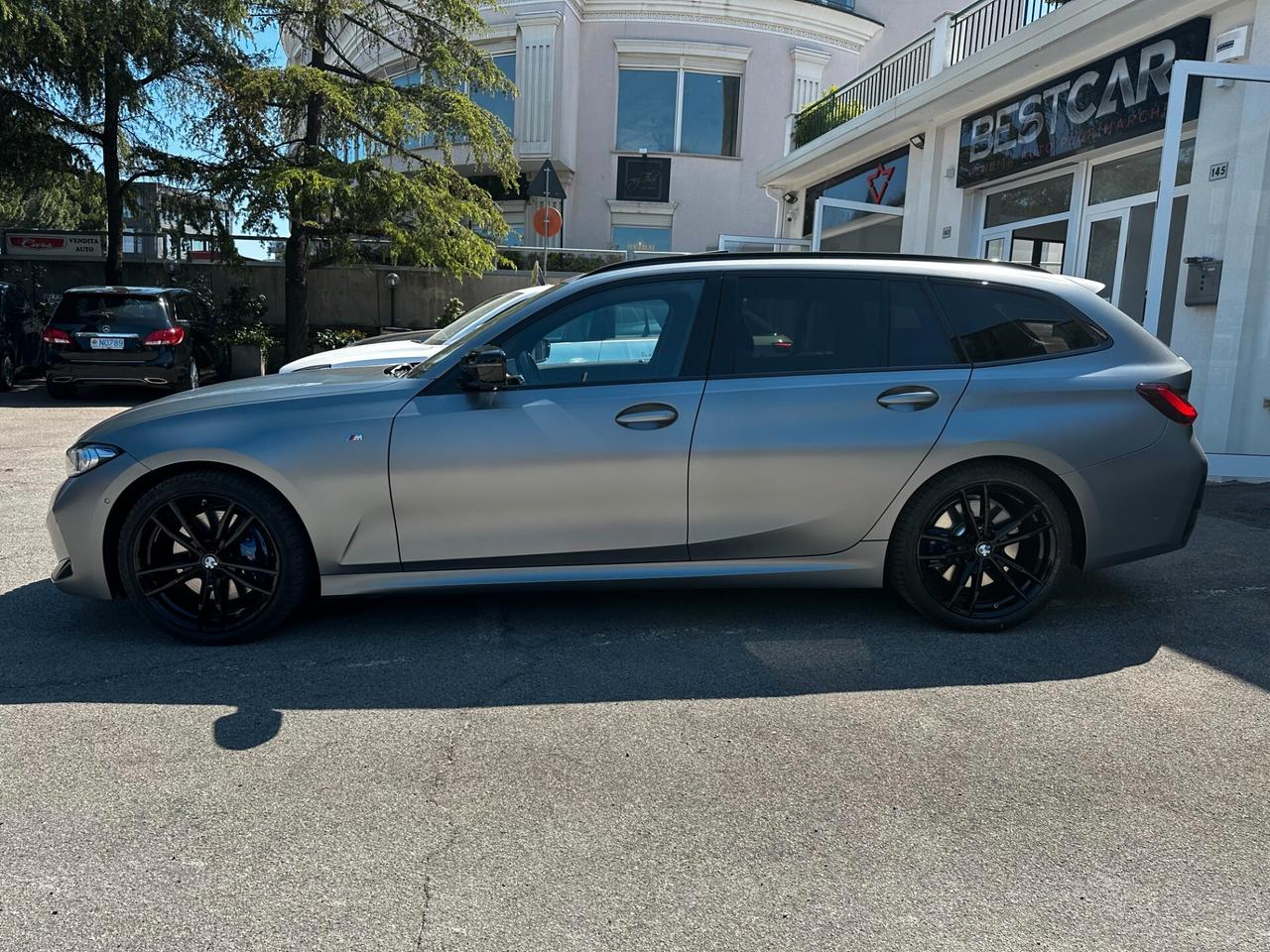 Bmw 320d xDrive Touring M Sport PRO_TETTO_R19_MATRIX_BLACK_