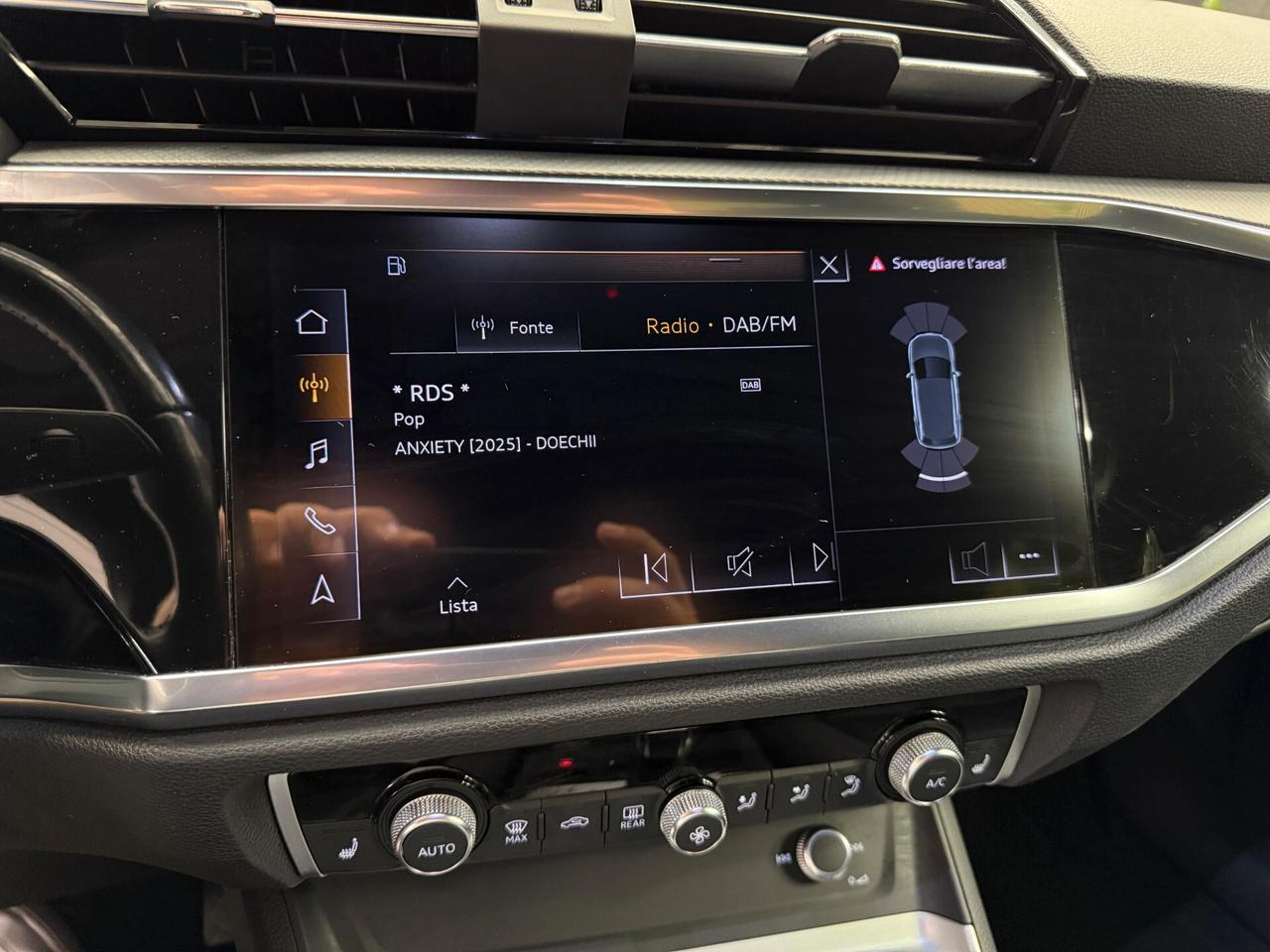 Audi Q3 35 TDI S tronic Business