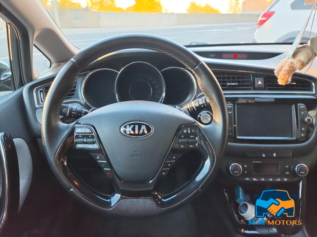 Kia Ceed SW 1.6 crdi Business 136cv dct