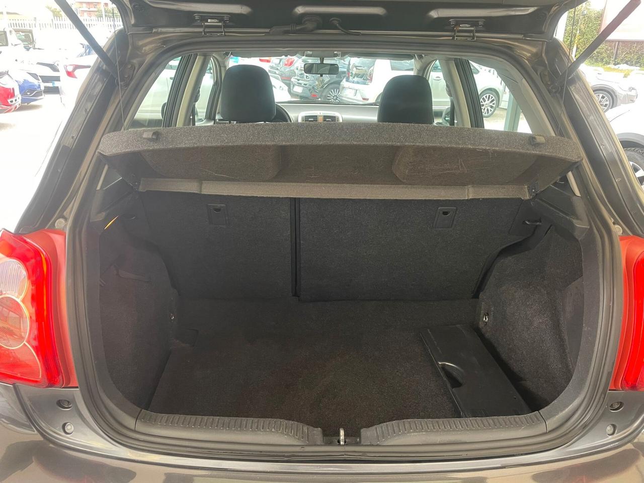 Toyota Auris 1.4 D-4D 5 porte Sol