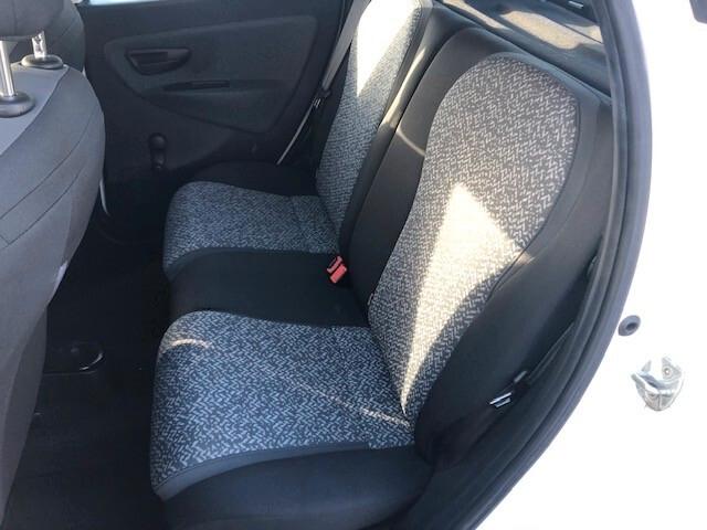 Lancia Ypsilon 0.9 TwinAir 5 porte Metano Ecochic Elefantino Blu