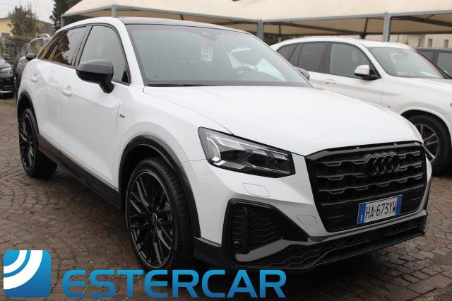 AUDI Q2 30 TDI Identity Black S LINE