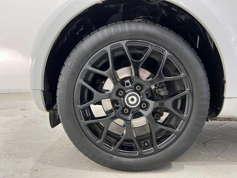 smart fortwo 70 1.0 52kW brabus style twinamic